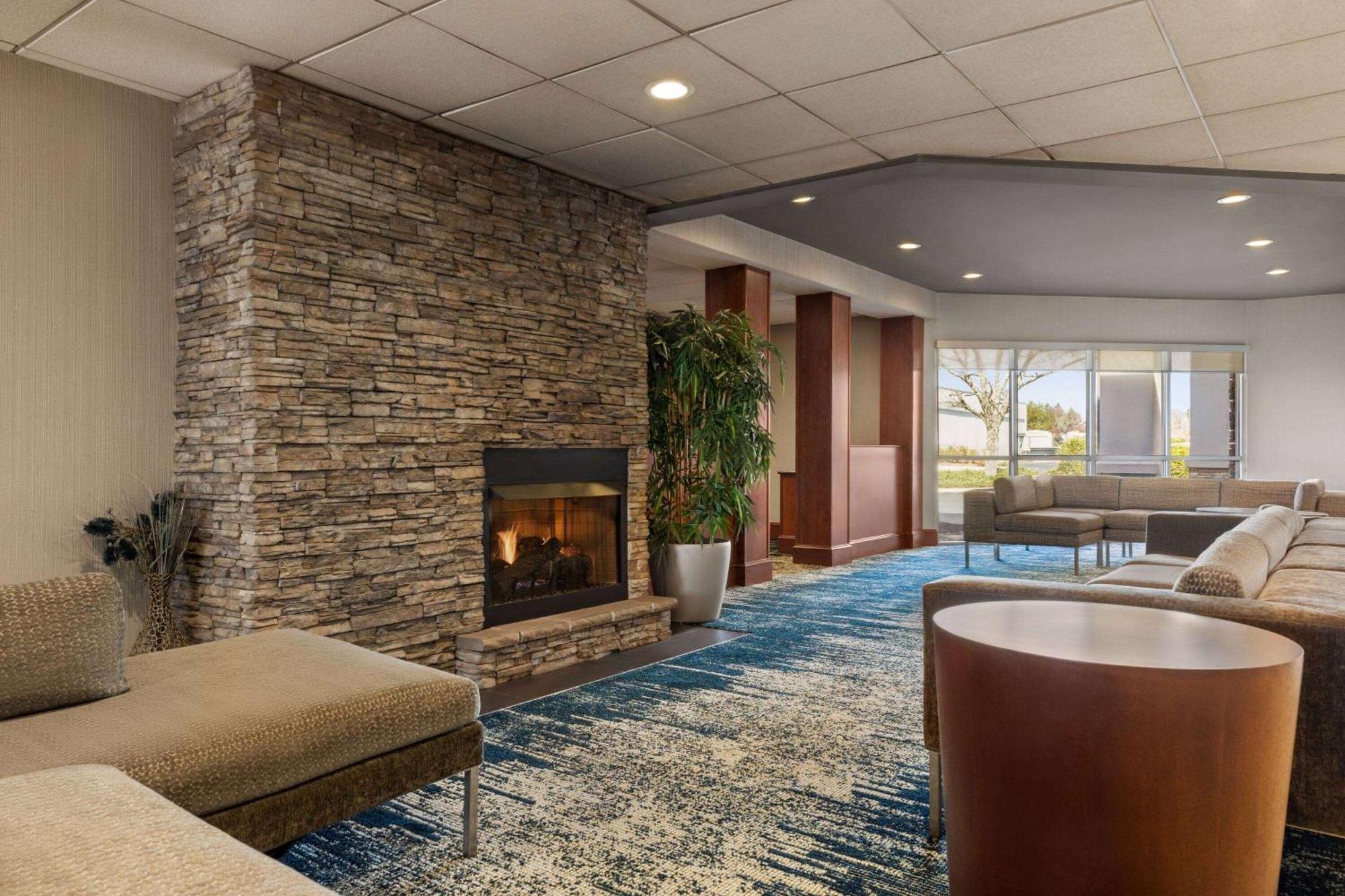 Wingate By Wyndham Fletcher At Asheville Airport Экстерьер фото