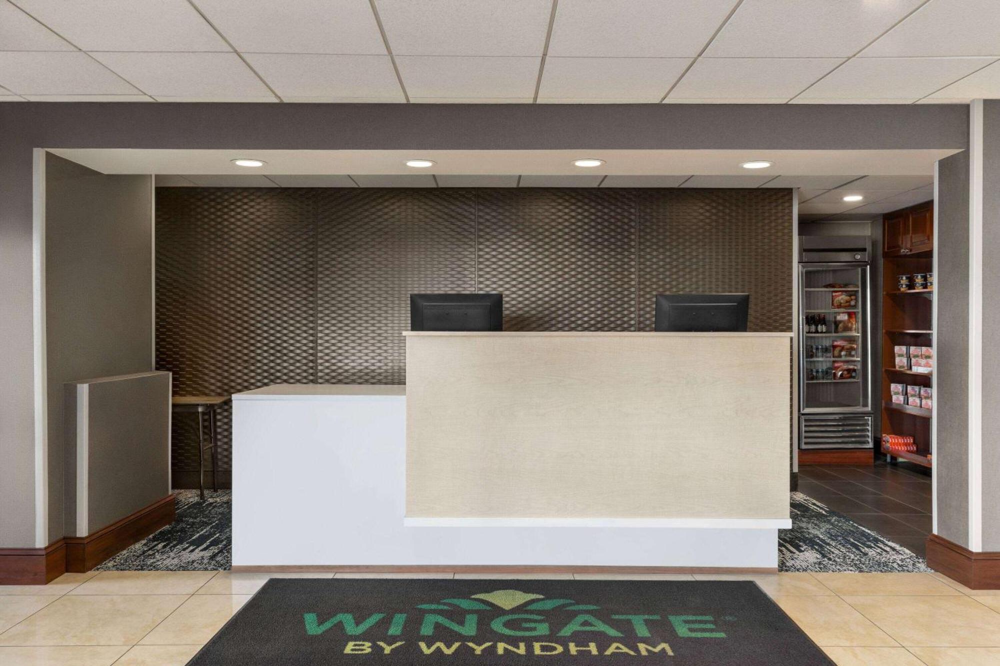 Wingate By Wyndham Fletcher At Asheville Airport Экстерьер фото